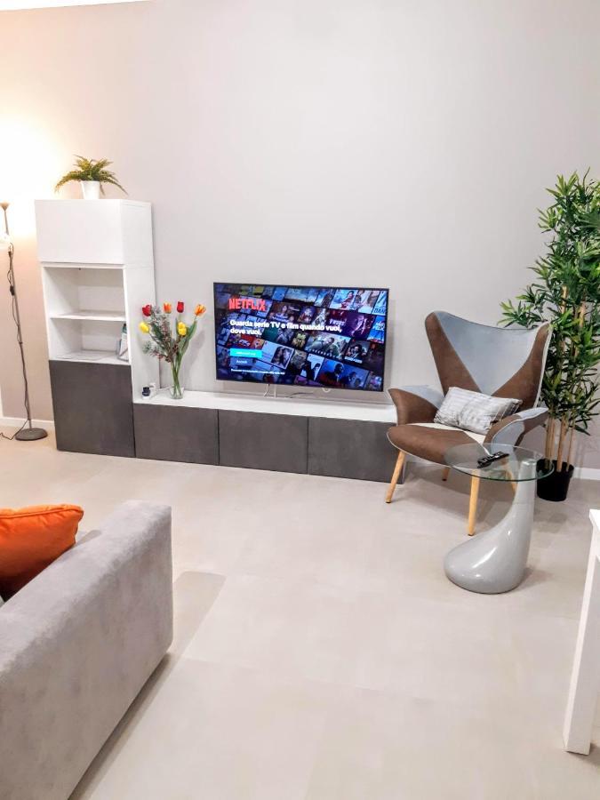 Suite Rent Milan 2 Buitenkant foto